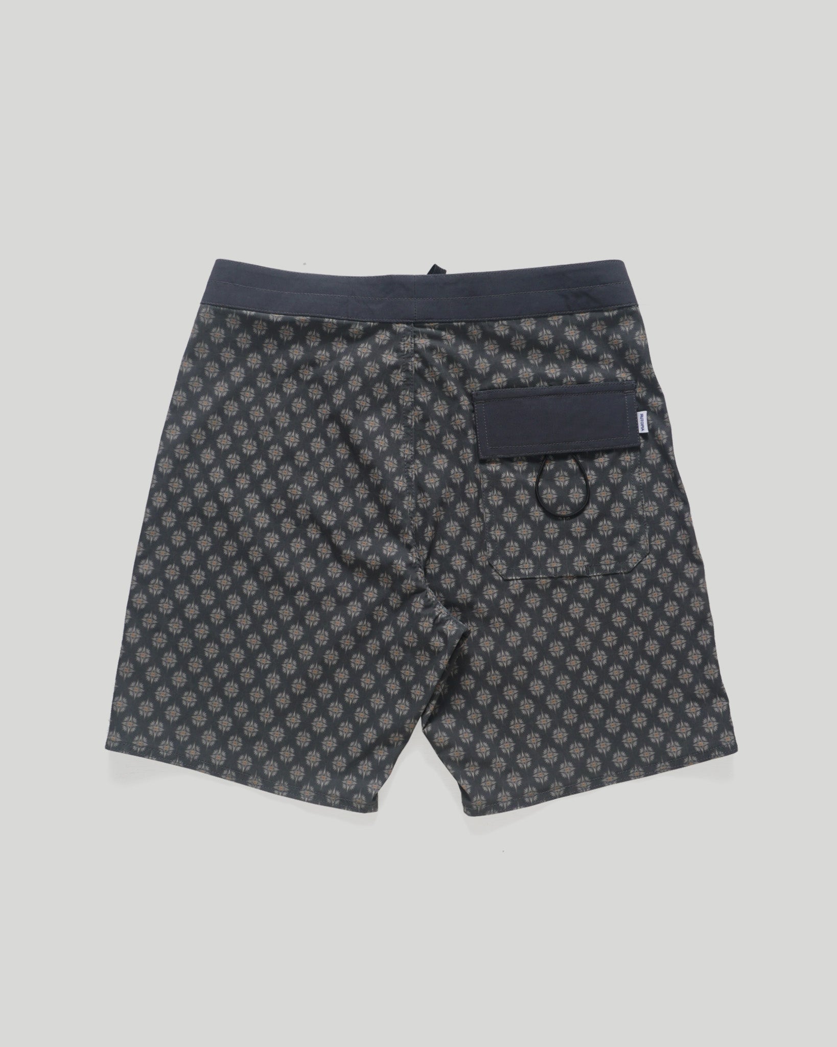 Sembilan Penjuru Boardshort
