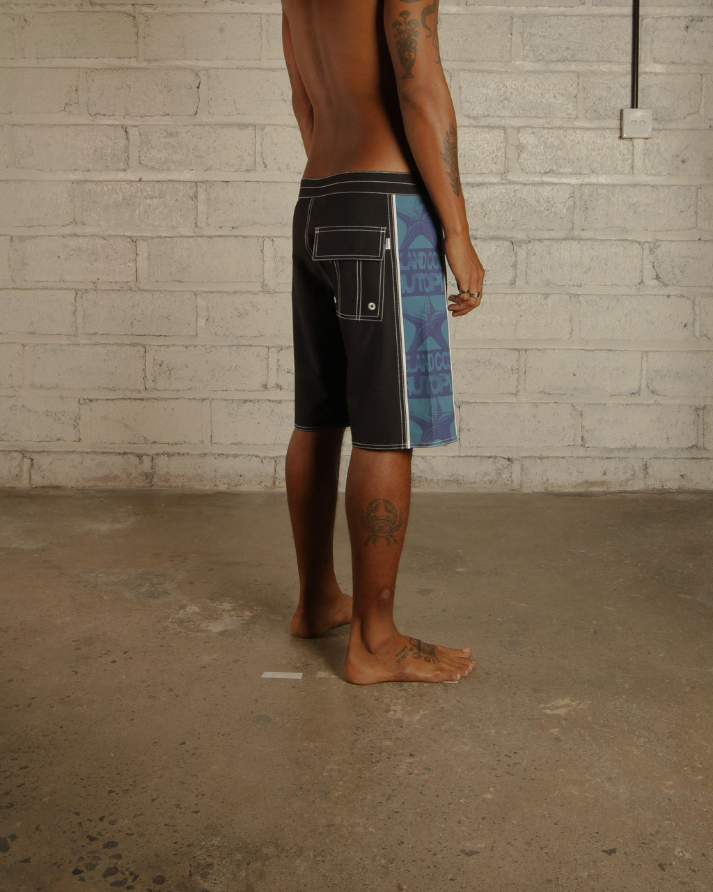 Ruang Kode Bintang Boardshort